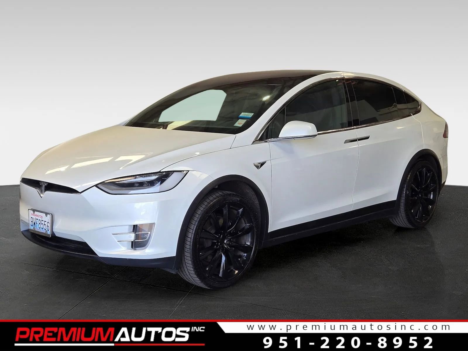 Used 2020 Tesla Model X Long Range image 1