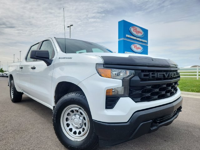 Used 2022 Chevrolet Silverado 1500 W/T w/ Trailering Package AWD/4WD image 13
