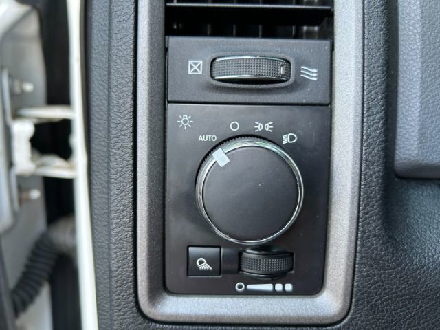 Used 2015 RAM 1500 Tradesman image 33