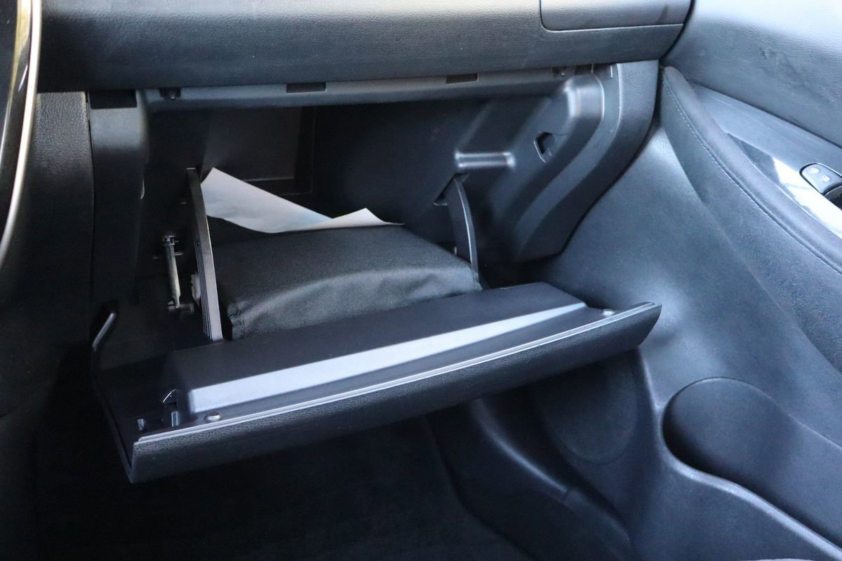 Used 2016 Nissan Leaf SV image 38