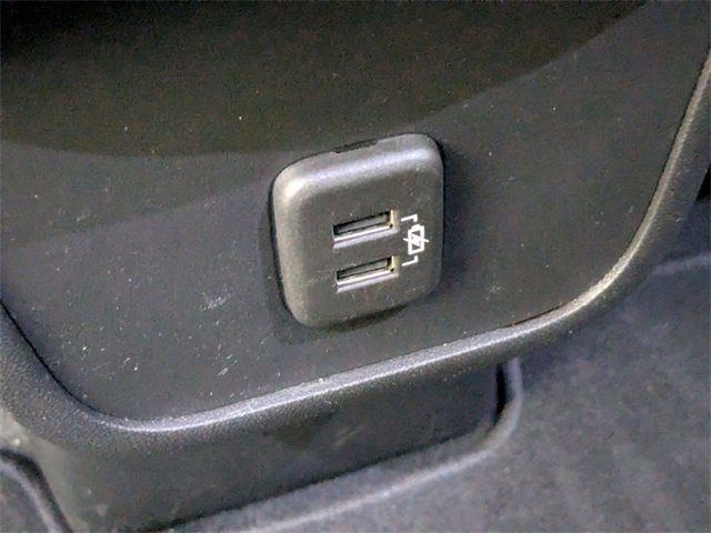 Used 2022 Chevrolet Equinox RS image 24