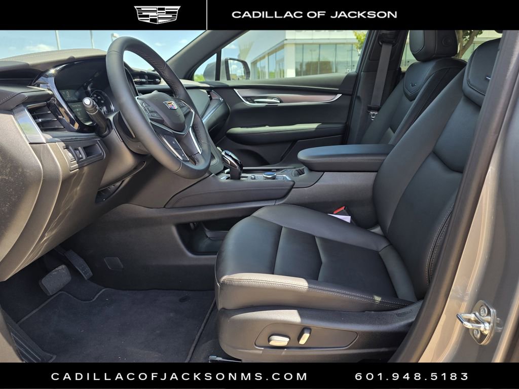 New 2026 Cadillac XT5 Luxury FWD image 16