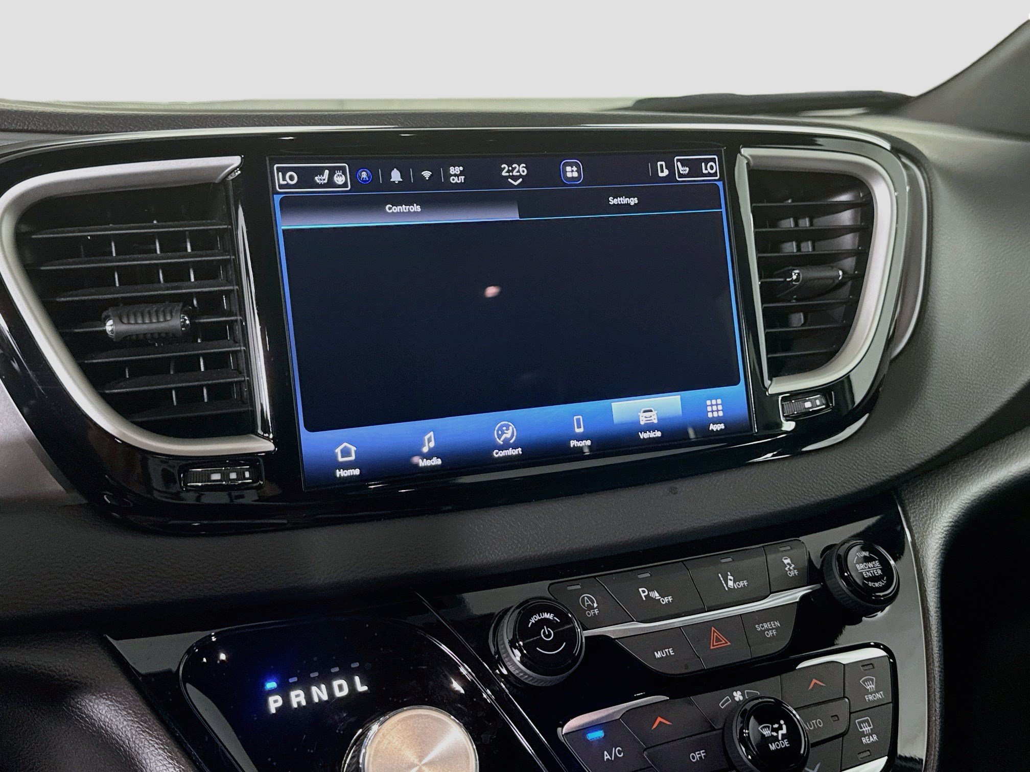 Used 2026 Chrysler Pacifica Select FWD image 18