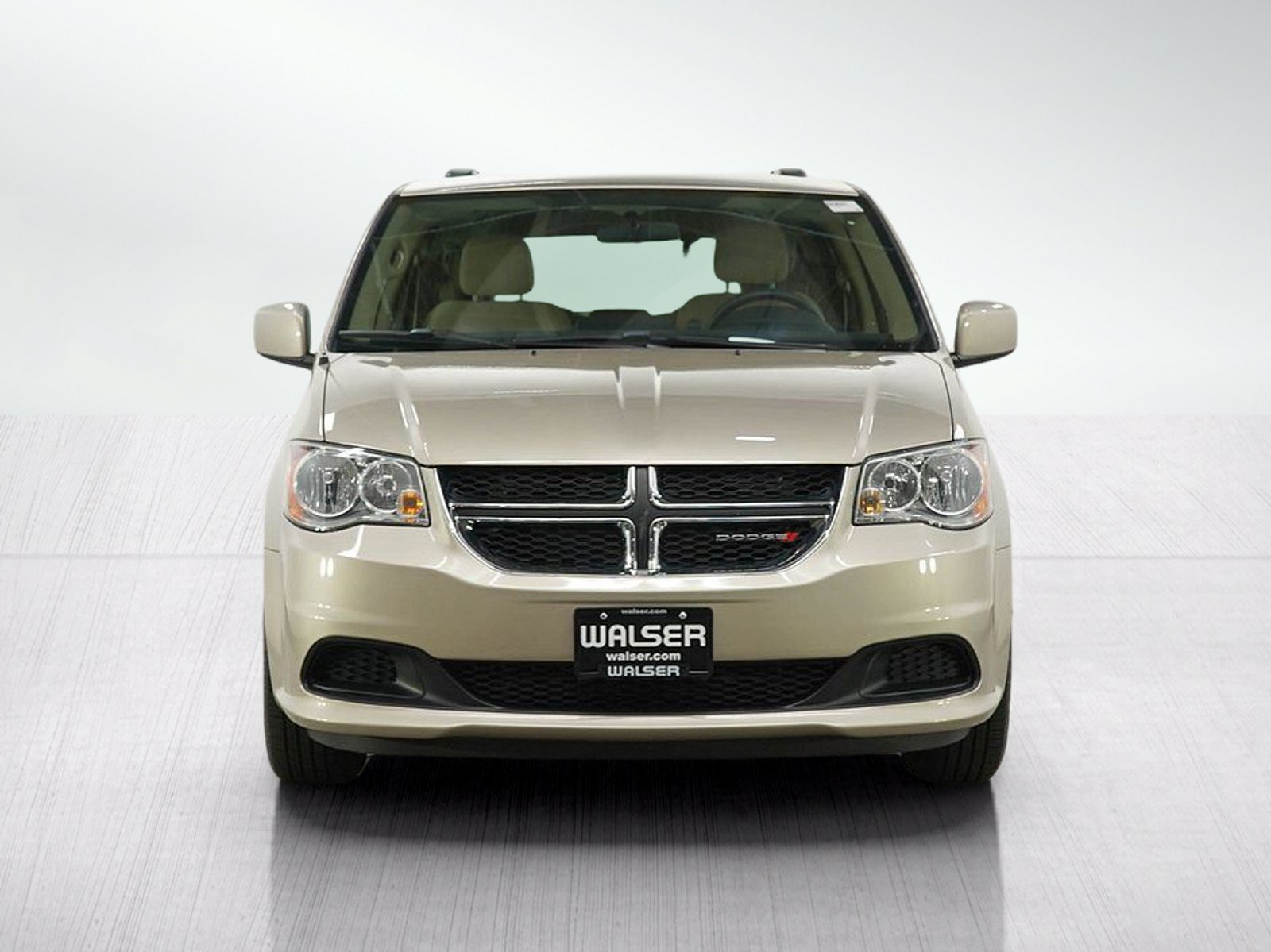 Used 2015 Dodge Grand Caravan SXT FWD image 8