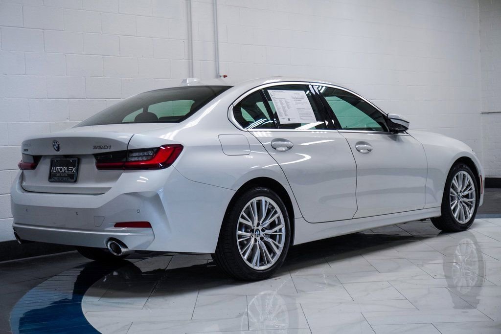 Used 2024 BMW 330i xDrive Sedan AWD/4WD image 6
