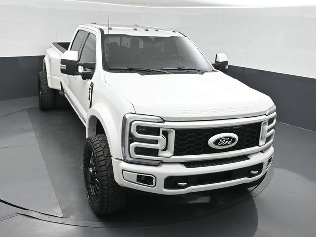 Used 2024 Ford F450 Limited w/ FX4 Off-Road Package AWD/4WD image 39