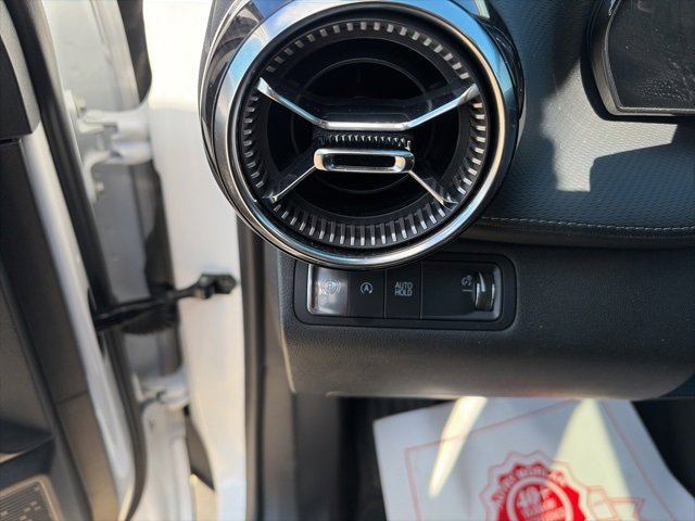 Used 2025 Chevrolet Equinox LT image 19