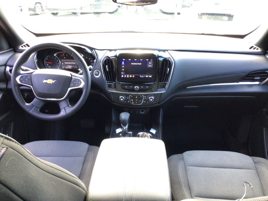 Used 2023 Chevrolet Traverse LT image 7
