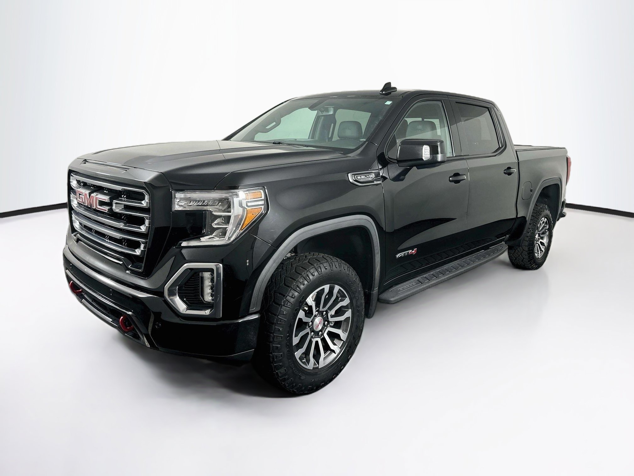 Used 2021 GMC Sierra 1500 AT4 w/ AT4 Premium Package AWD/4WD image 3