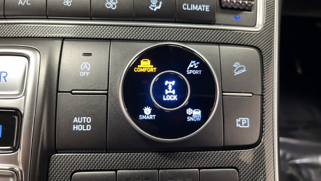 Used 2022 Hyundai Santa Fe SEL w/ Convenience + Premium Package AWD/4WD image 31