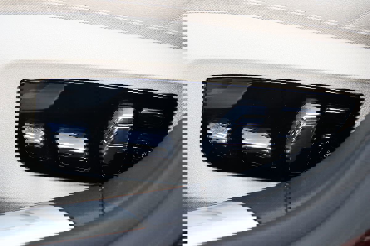 Used 2019 BMW 750i xDrive w/ Luxury Rear Seating Package image 46