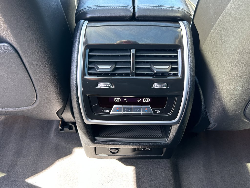 Used 2023 BMW X7 xDrive40i AWD/4WD image 36