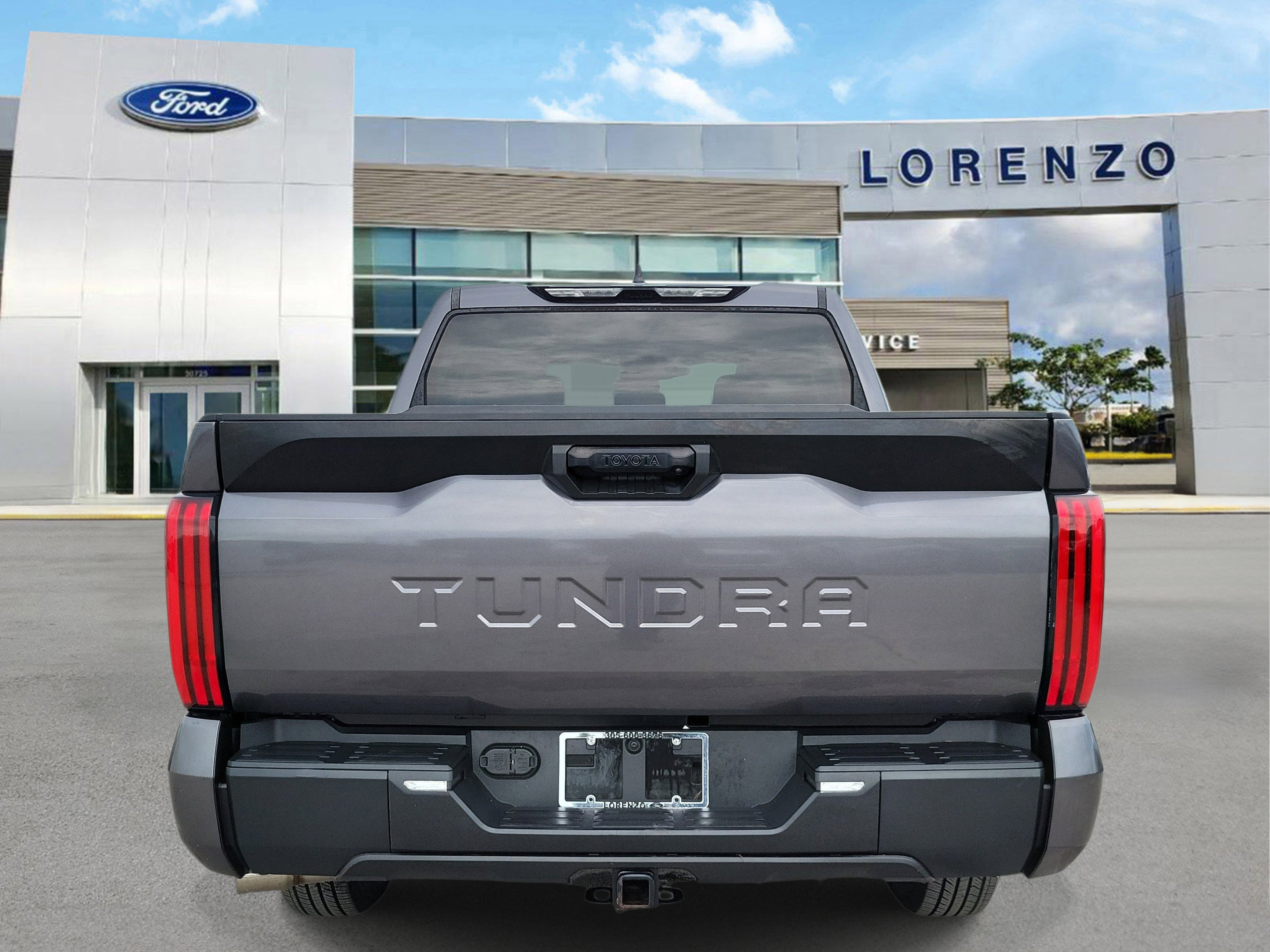 Used 2023 Toyota Tundra SR w/ SR Tow Package RWD image 6
