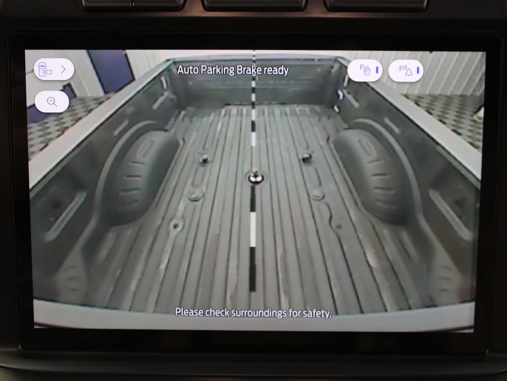 Used 2023 Ford F350 Lariat AWD/4WD image 23