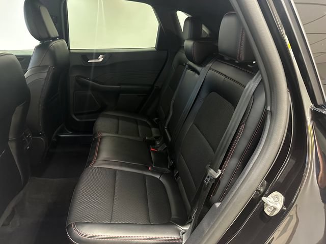 Used 2026 Ford Escape ST-Line Select w/ Equipment Group 401A AWD/4WD image 18