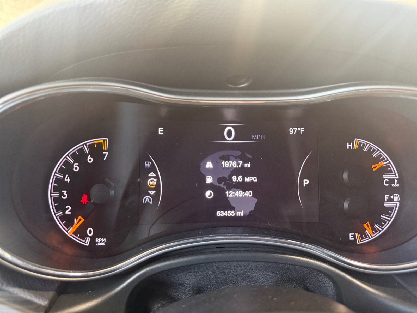 Used 2020 Jeep Grand Cherokee Altitude RWD image 12