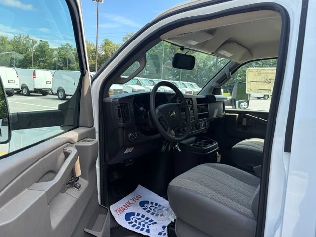 New 2026 Chevrolet Express 3500 w/ Power Convenience Package RWD image 12