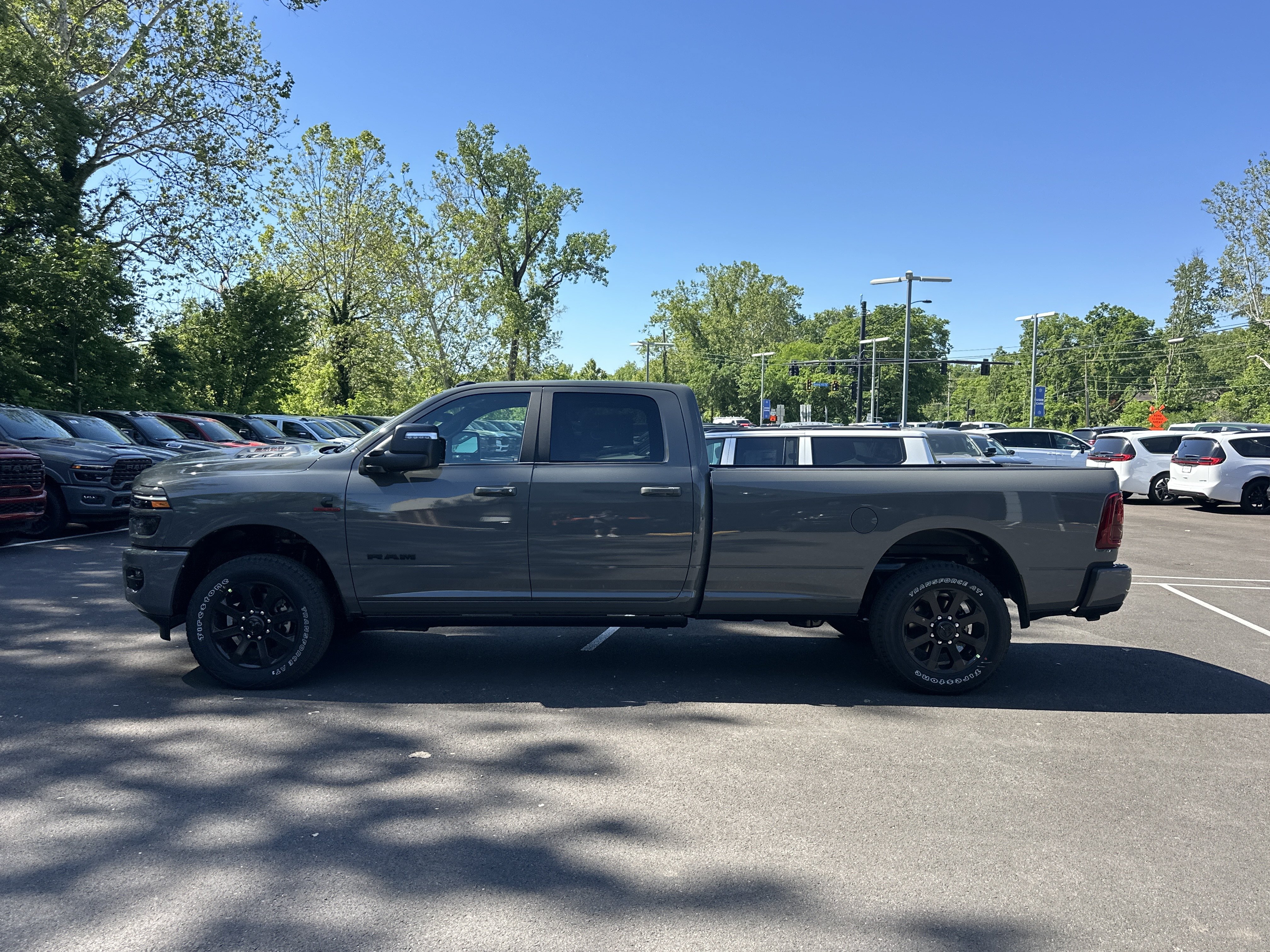 New 2026 RAM 2500 Laramie AWD/4WD image 25