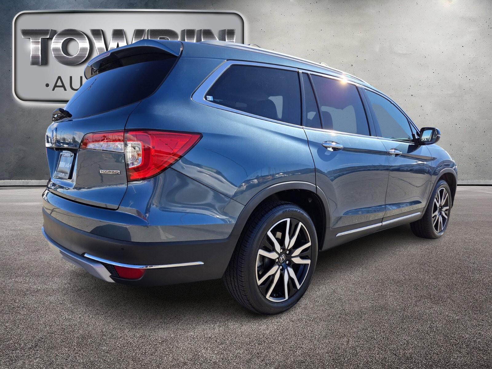 Used 2020 Honda Pilot Touring image 5