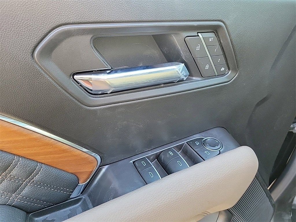 New 2026 GMC Canyon Denali image 19