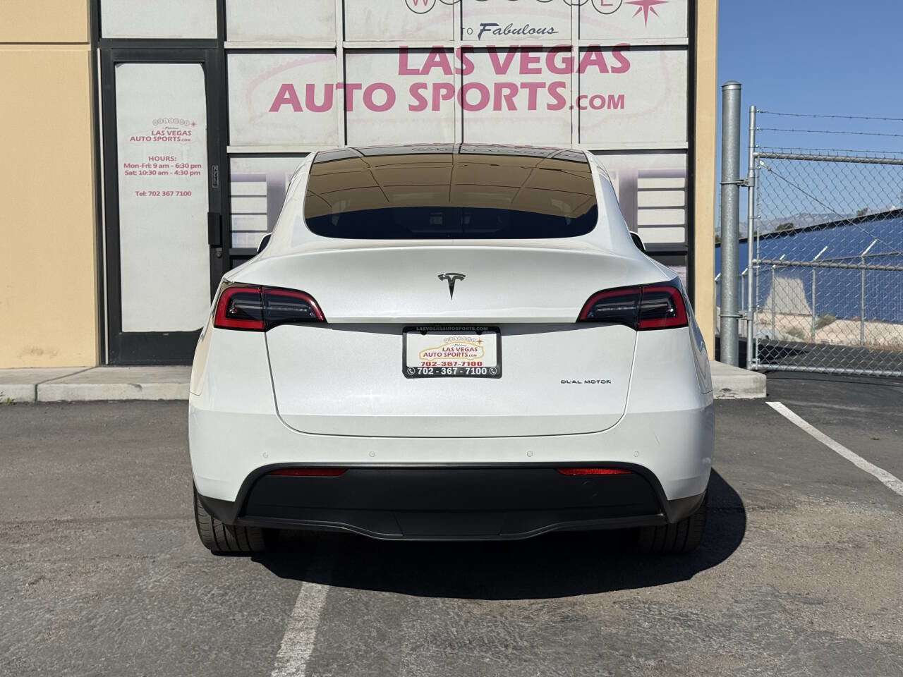 Used 2021 Tesla Model Y Long Range AWD/4WD image 8