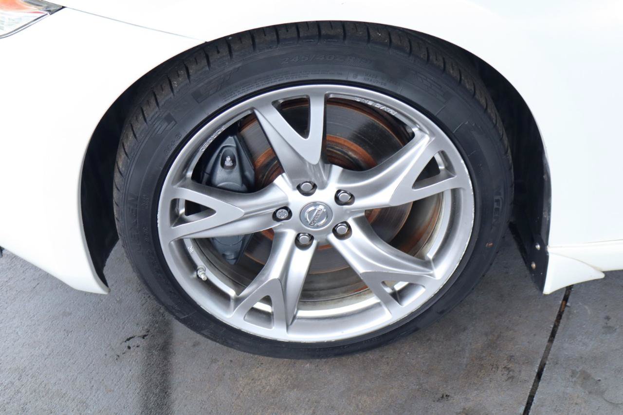 Used 2012 Nissan 370Z Touring w/ Sport Pkg RWD image 35