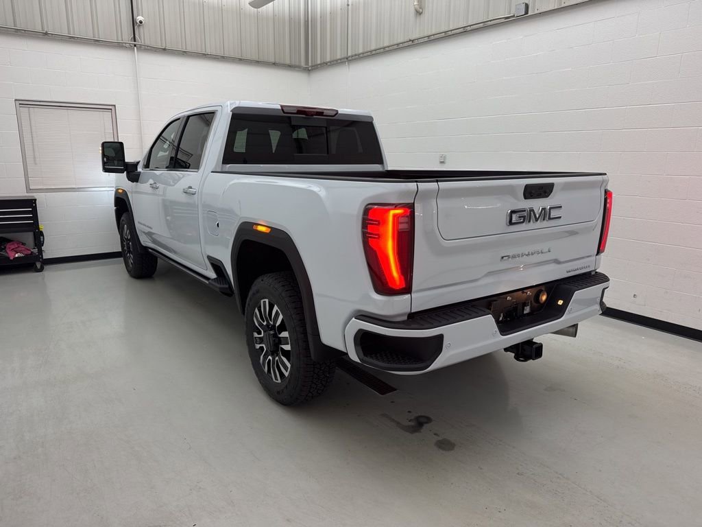 New 2026 GMC Sierra 2500 Denali Ultimate AWD/4WD image 4