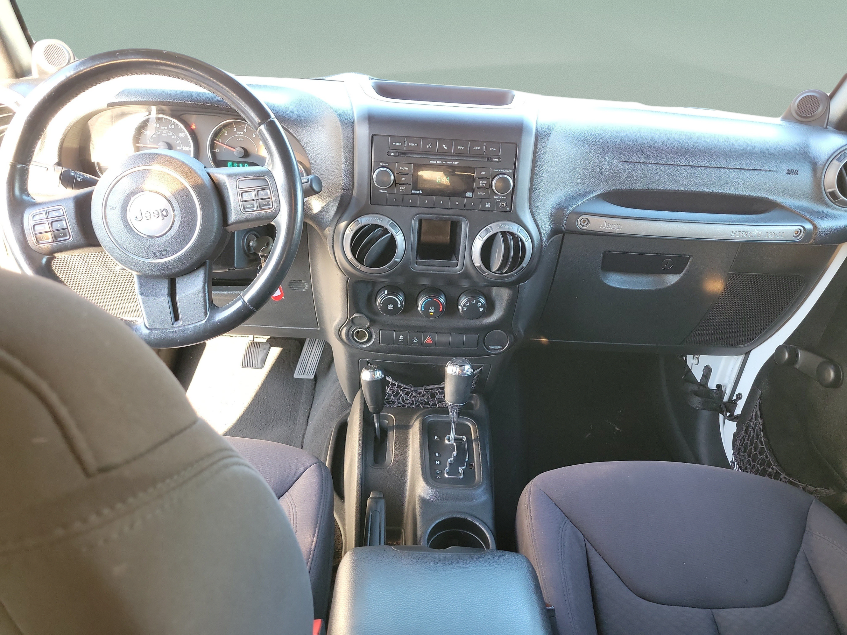 Used 2013 Jeep Wrangler Sport w/ Connectivity Group AWD/4WD image 7