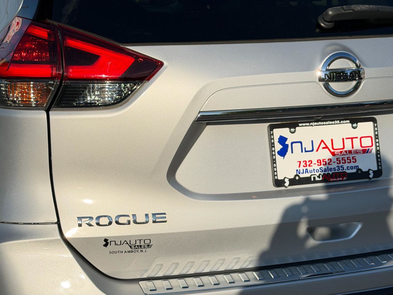 Used 2018 Nissan Rogue SV AWD/4WD image 84