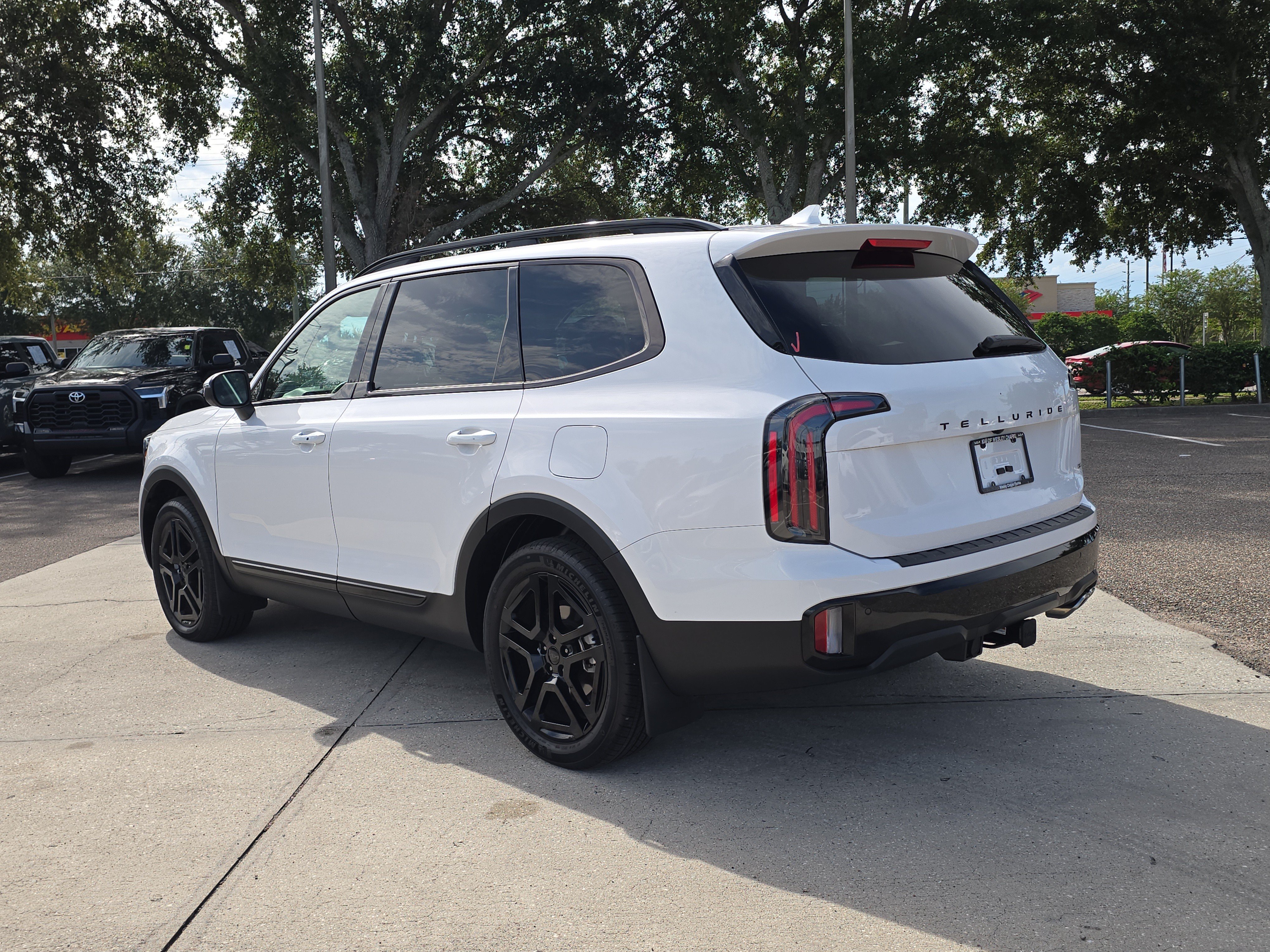 Certified 2025 Kia Telluride EX X-Line AWD/4WD image 6