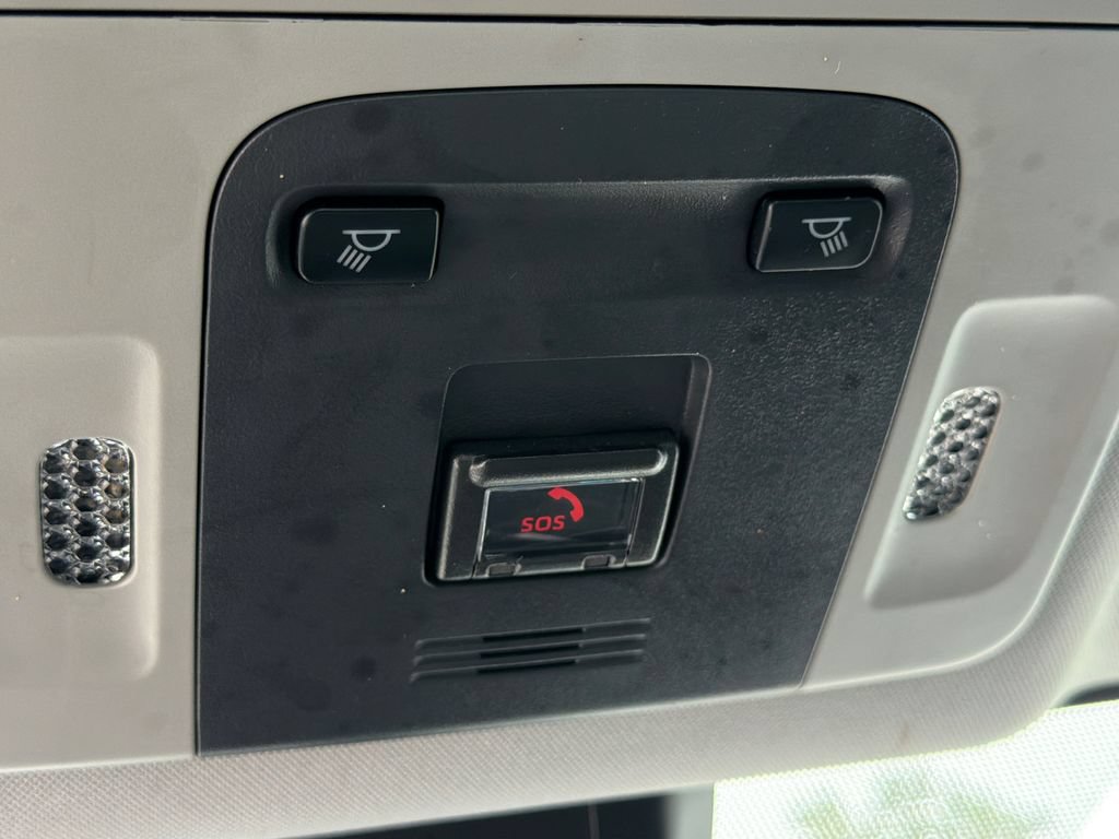 Used 2024 Toyota Camry SE FWD image 33