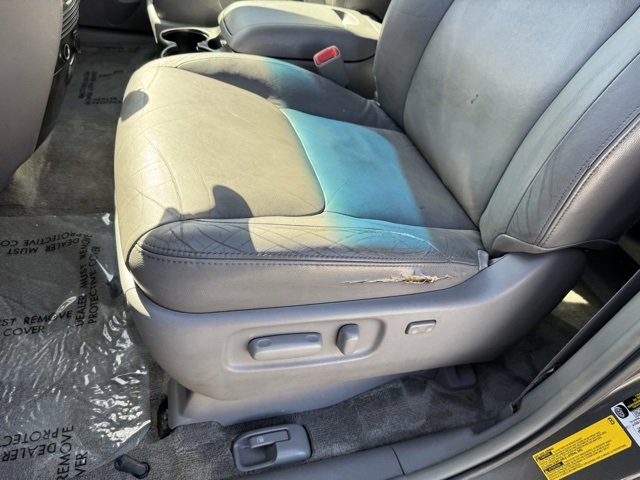 Used 2005 Toyota Sienna XLE image 28