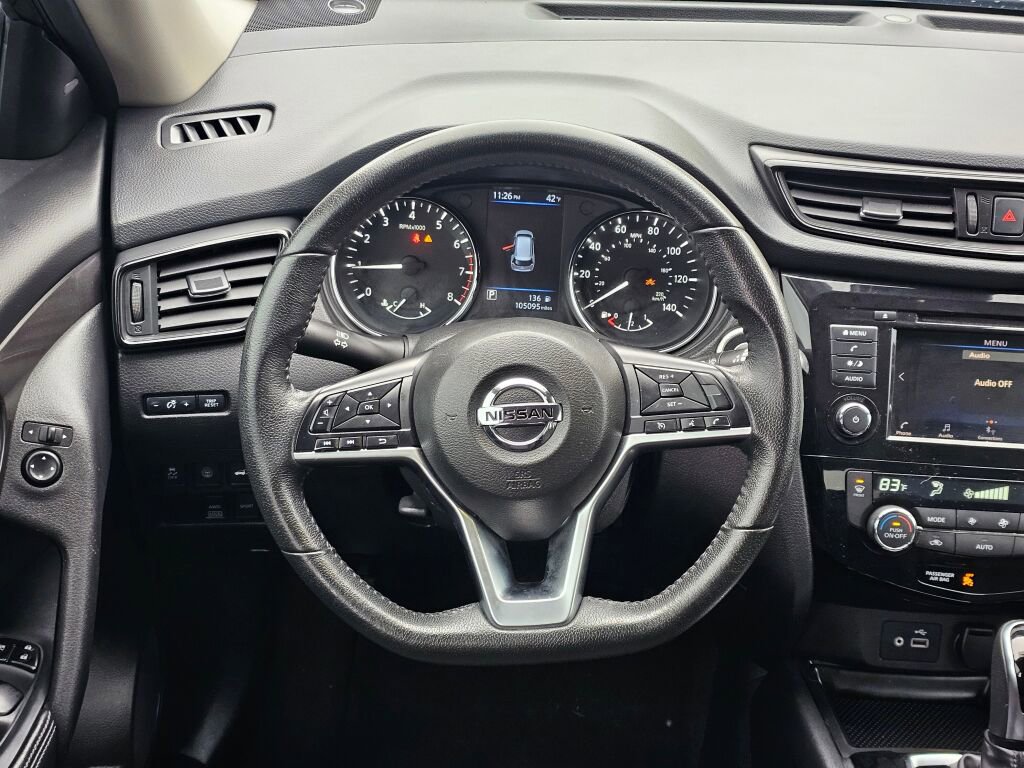 Used 2019 Nissan Rogue SV image 17