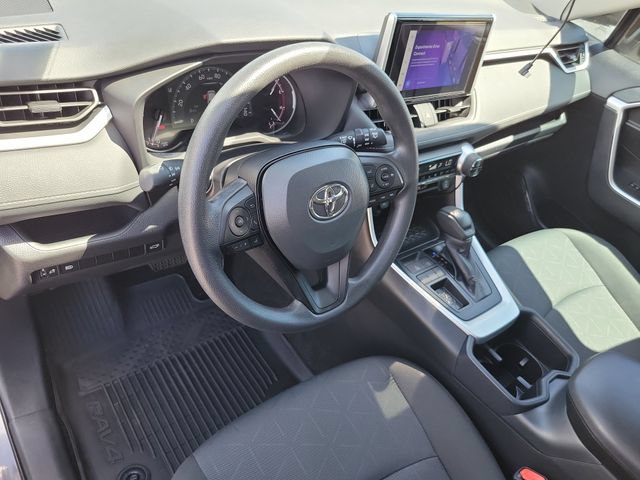 Used 2025 Toyota RAV4 XLE w/ Convenience Package FWD image 20