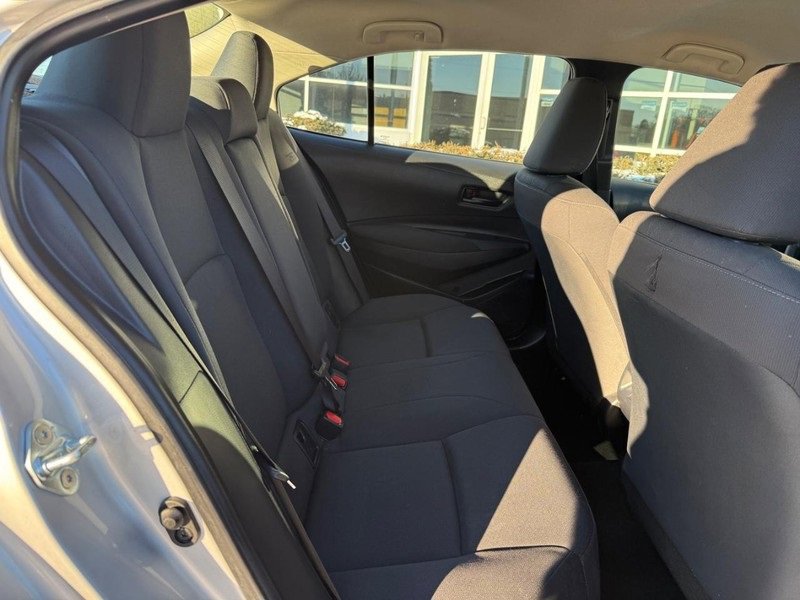 Used 2024 Toyota Corolla LE image 12