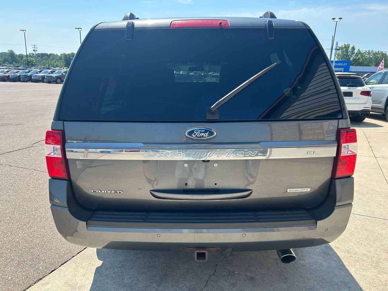Used 2015 Ford Expedition EL Limited w/ Equipment Group 301A AWD/4WD image 6
