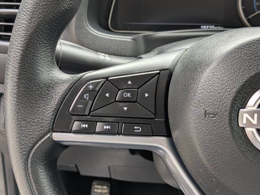 Used 2025 Nissan Leaf S FWD image 16