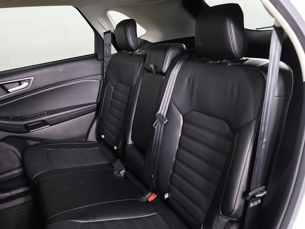Used 2017 Ford Edge SEL w/ Equipment Group 201A AWD/4WD image 27