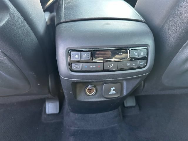 Used 2024 Hyundai Palisade Calligraphy FWD image 19