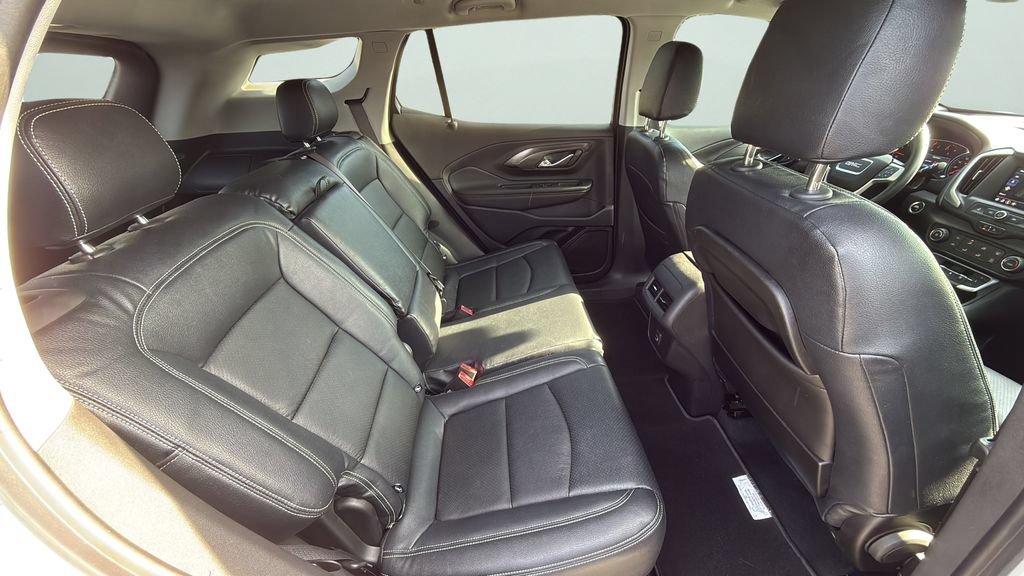 Used 2024 GMC Terrain SLE w/ Elevation Edition FWD image 14