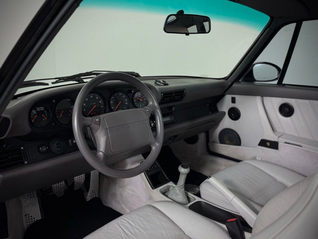 Used 1991 Porsche 911 Turbo image 4