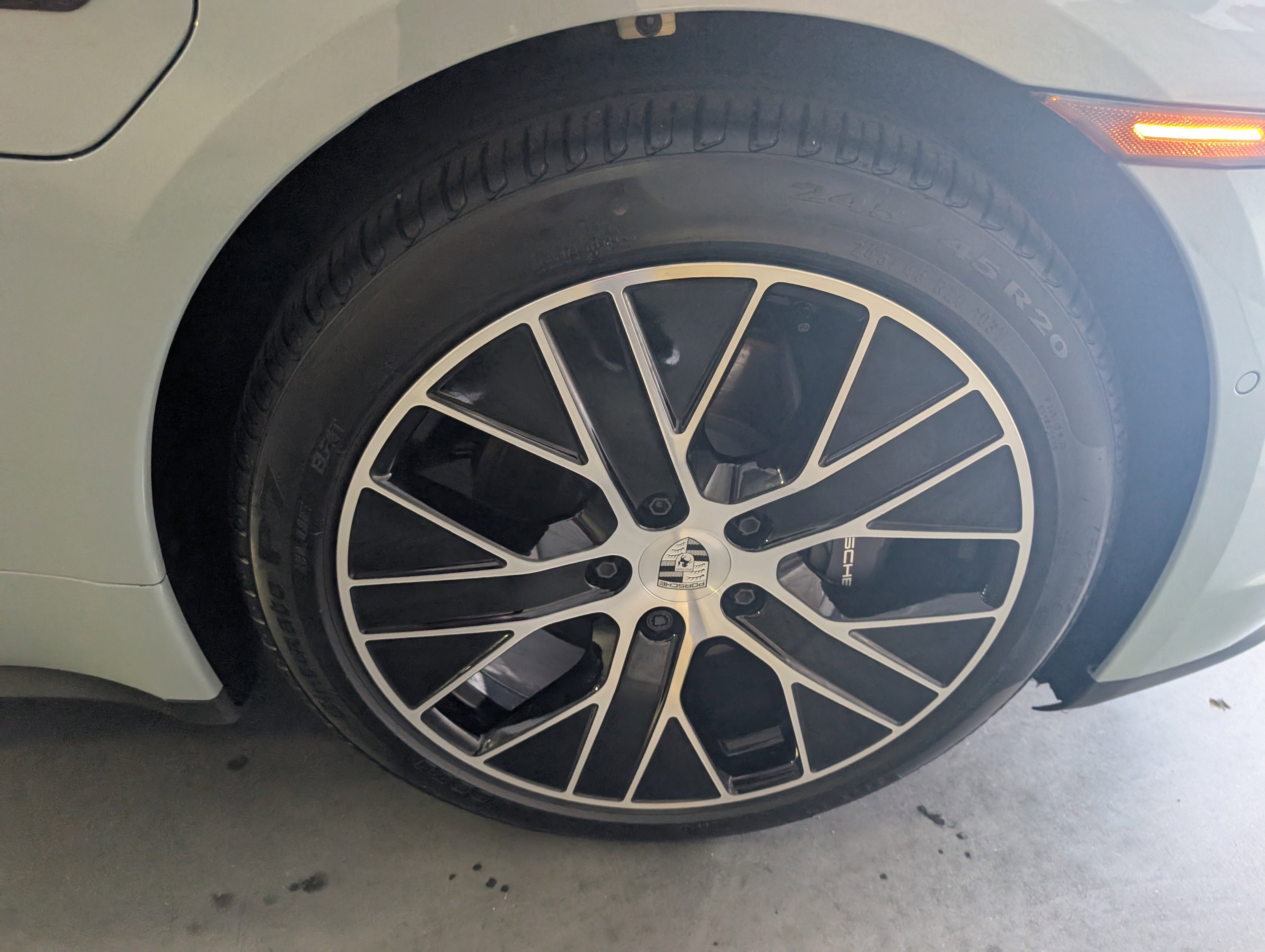 Certified 2025 Porsche Taycan image 18