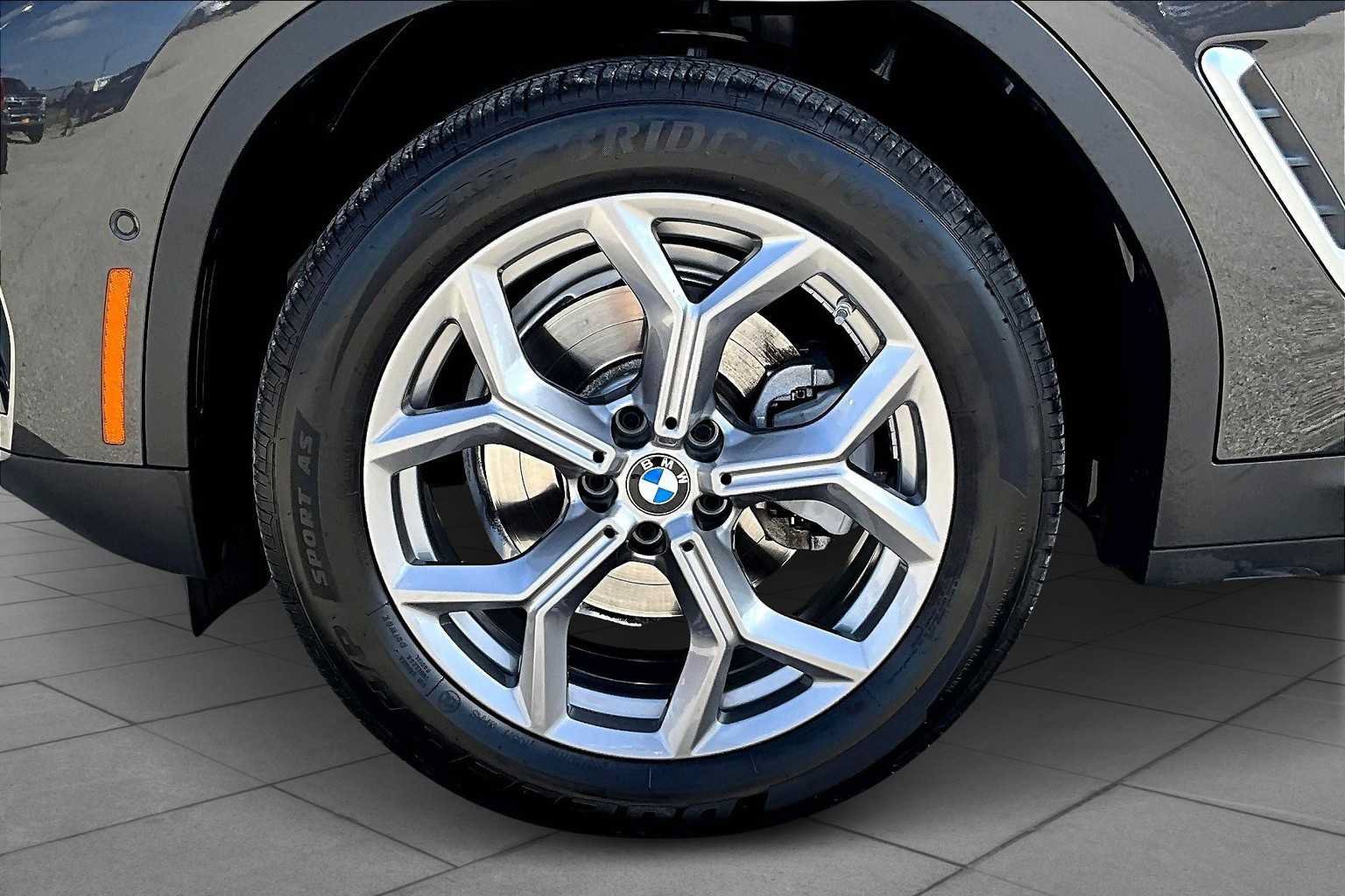Used 2024 BMW X3 sDrive30i w/ Premium Package RWD image 10