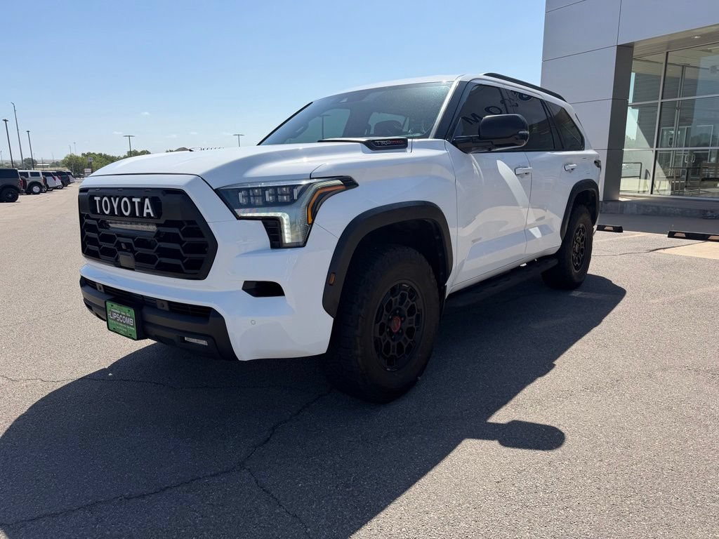 Used 2023 Toyota Sequoia TRD Pro AWD/4WD image 7