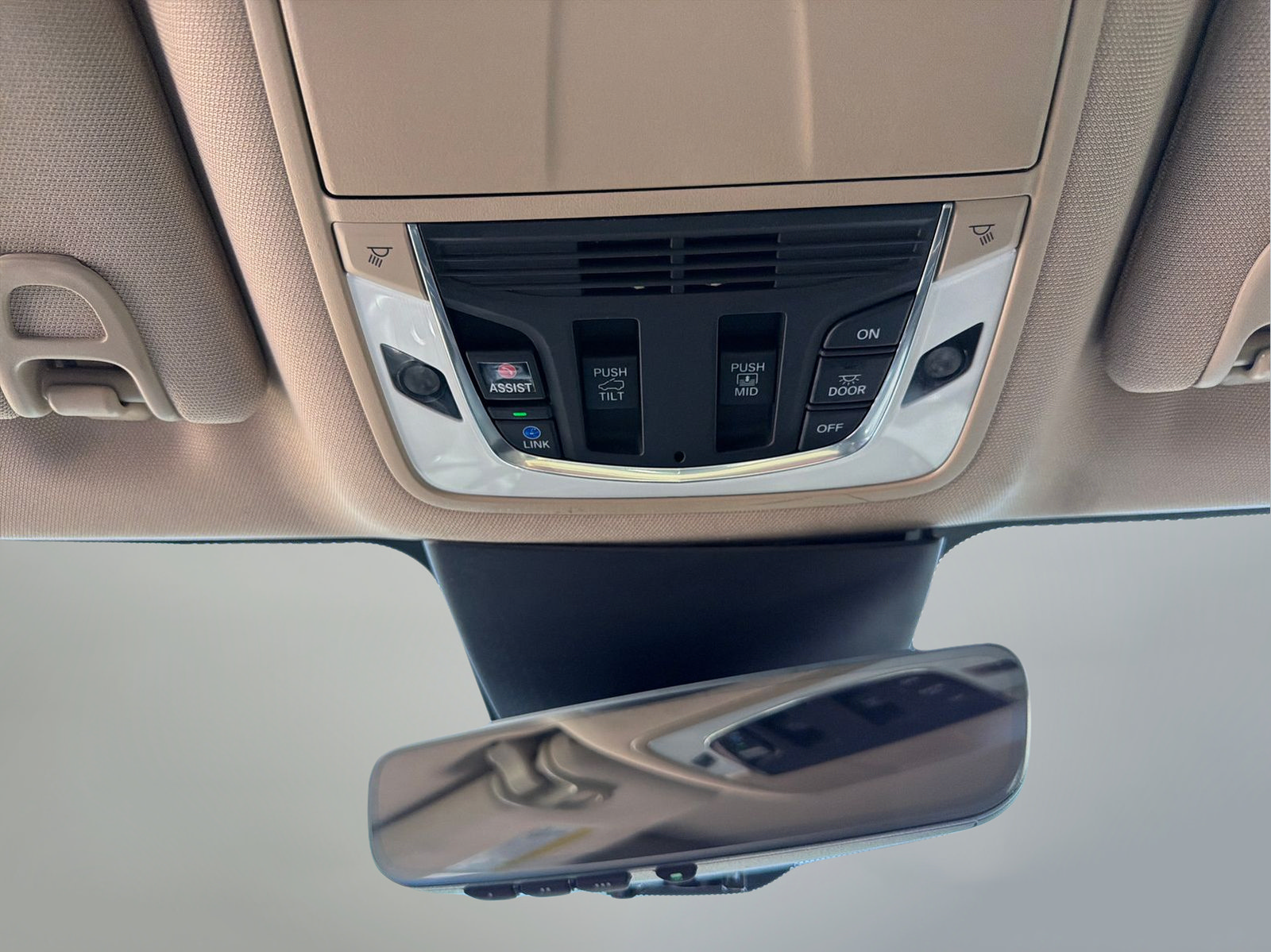 Used 2022 Acura MDX FWD w/ Technology Package image 24