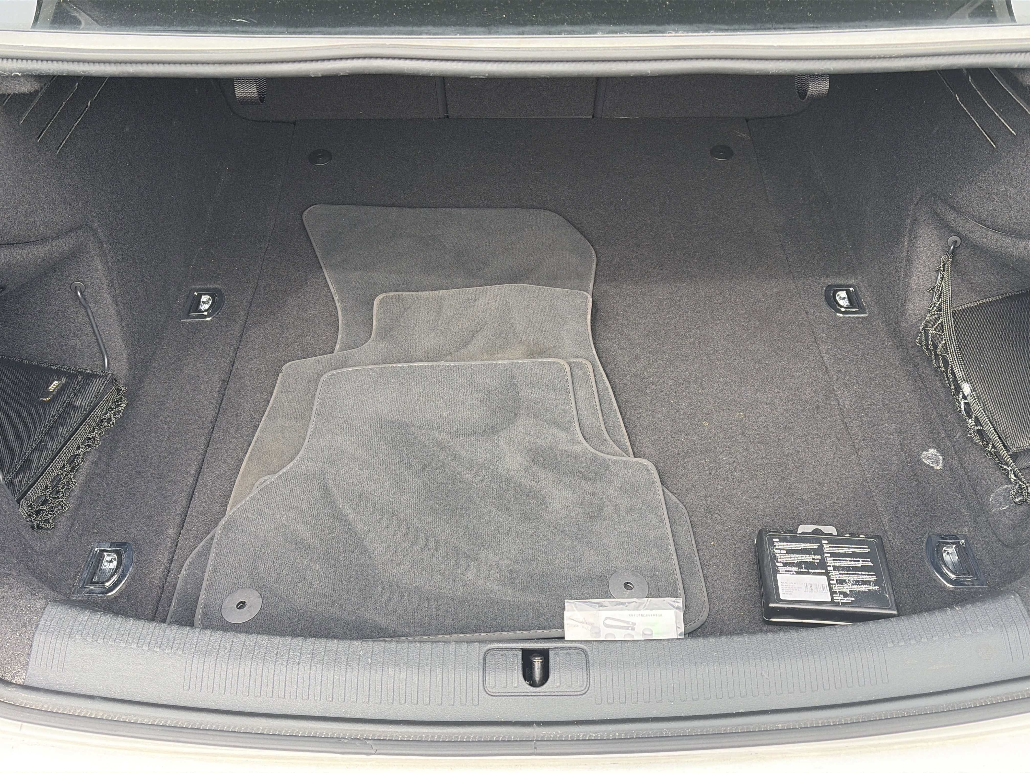 Used 2017 Audi A4 2.0T Premium FWD image 28
