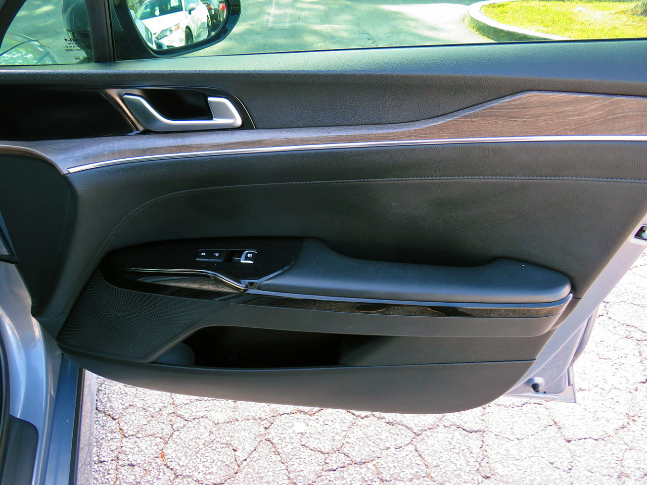 Used 2023 Kia K5 EX image 33