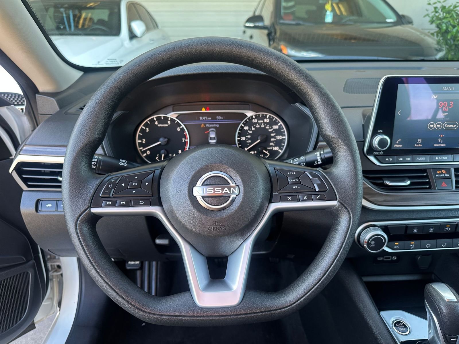 Used 2025 Nissan Altima 2.5 SV image 29