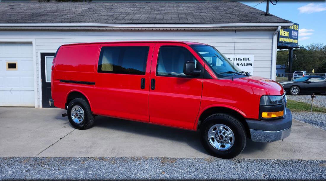 Used 2015 GMC Savana 2500 image 2