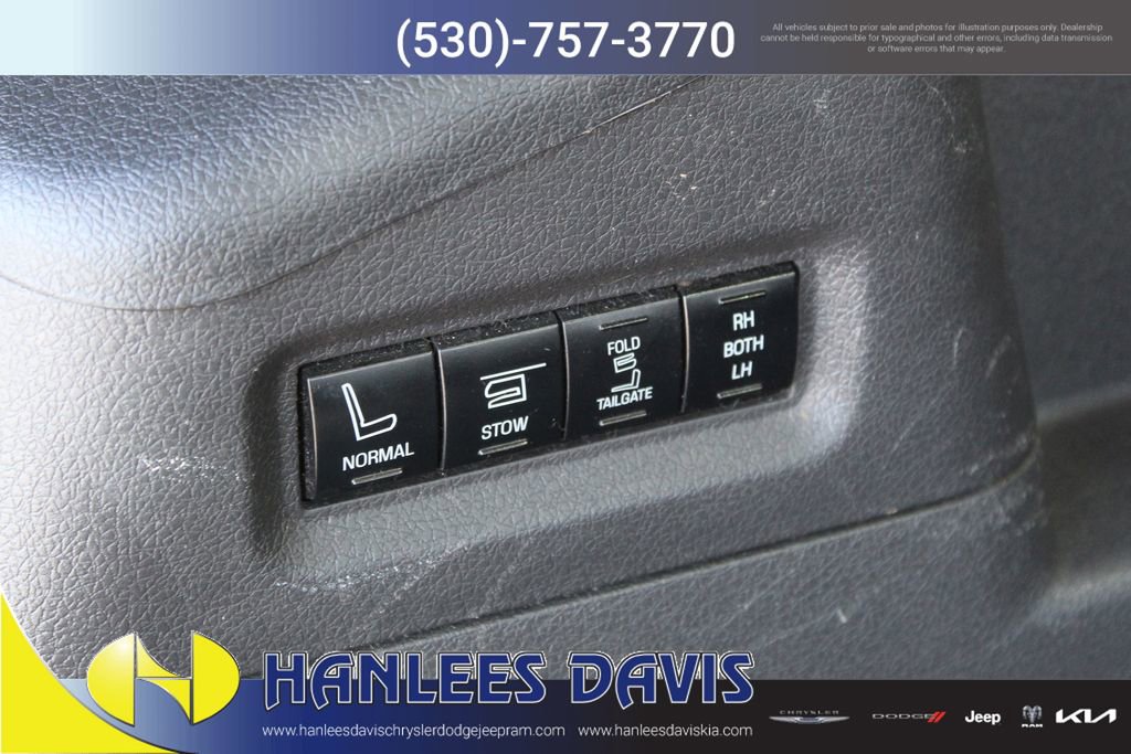 Used 2014 Ford Flex Limited w/ Equipment Group 303A AWD/4WD image 11
